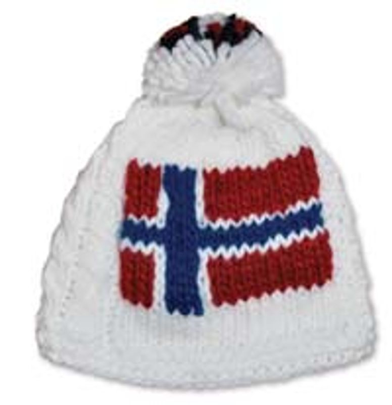 Hand knitted hat in white with Norwegian flag